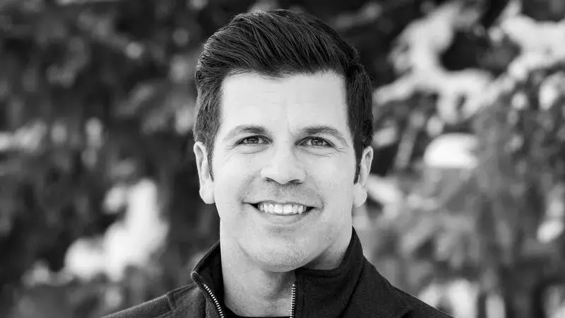 Black and white headshot of Mike Albert