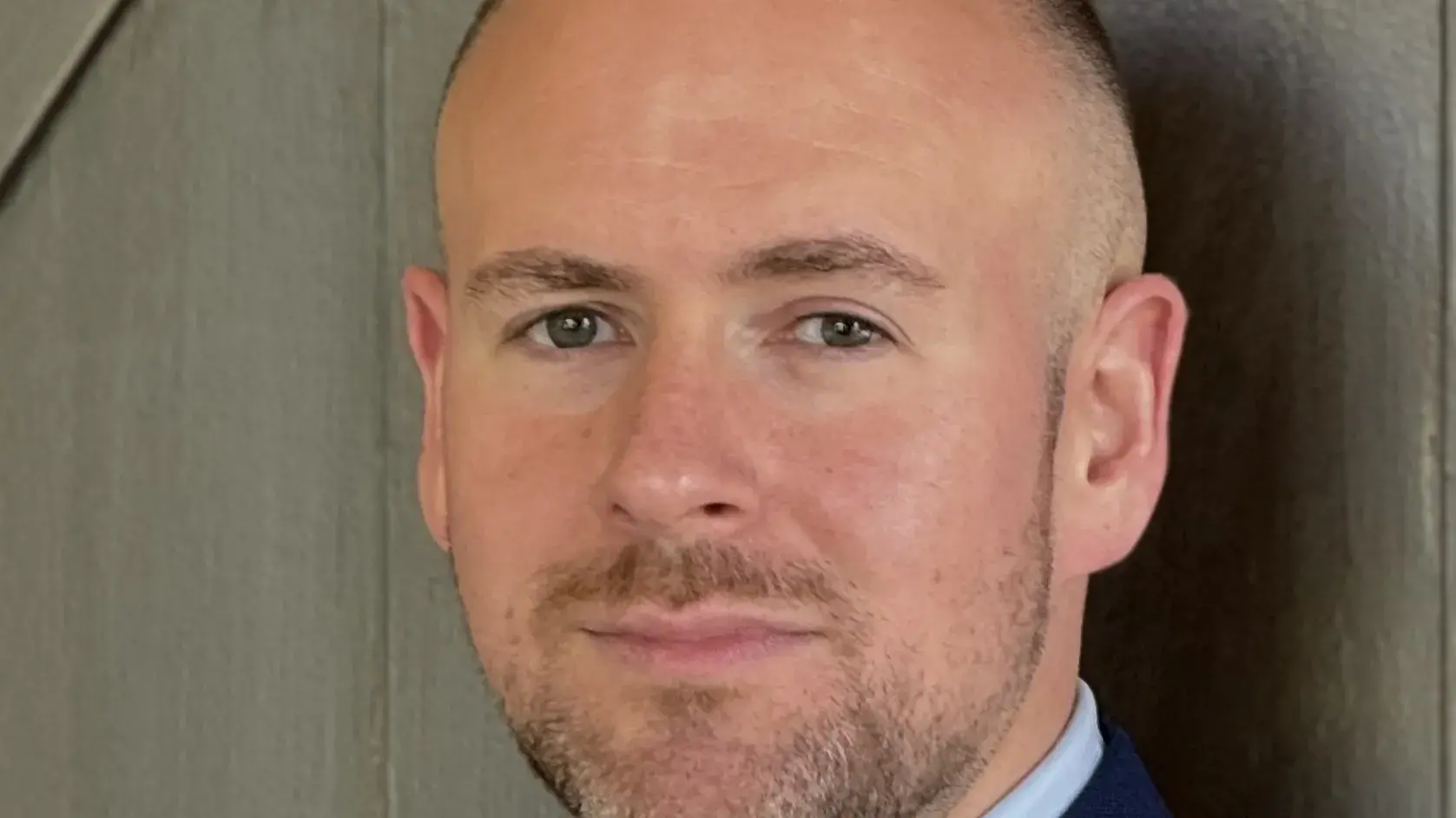 Roland Betancourt headshot