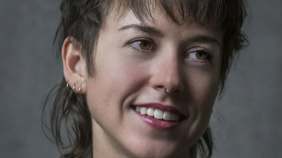 Headshot of Alice Bucknell